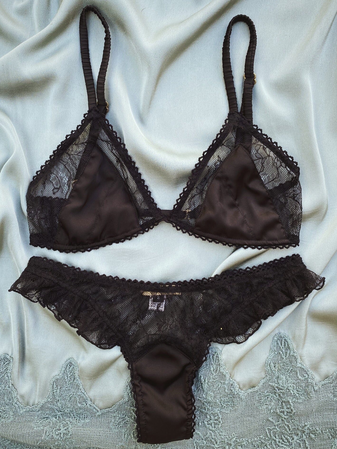 underwear  thong  stunning  soft  sheer  sexy  set  nouveauté  lingerie  intricate  glamorous  frilly  ensembles  ensemble  cute  comfortable  chic  bralette  bra  boho  black
