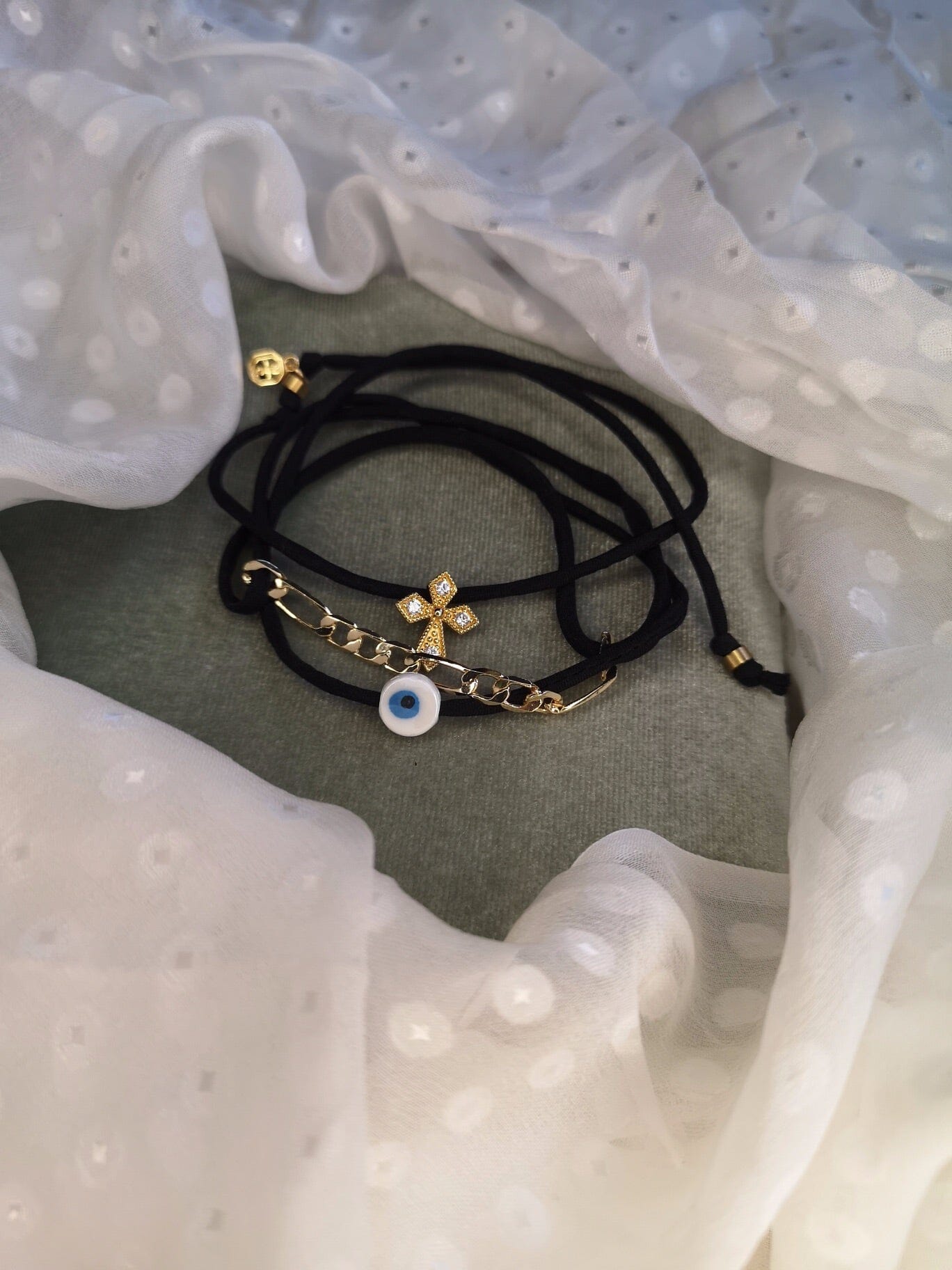 oeil  nouveautes  noir  jewelry  jewellery  croix  bracelet