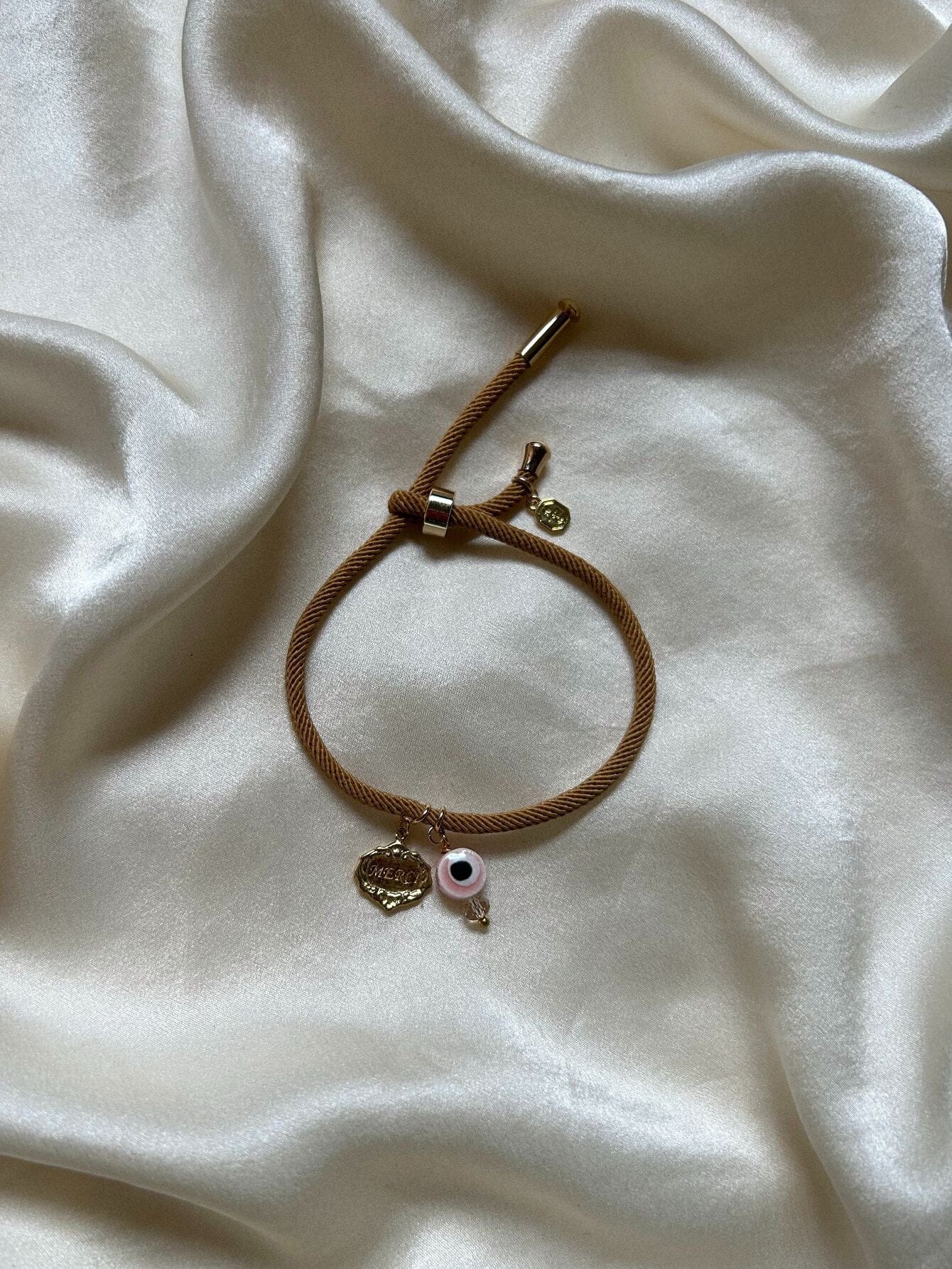  #merci #gold #bonheur #pink #bracelet #summer #été #girly #oeil #brown #bijoux #jewelry #jewellery #goodvibe #bali #pierre #perles
